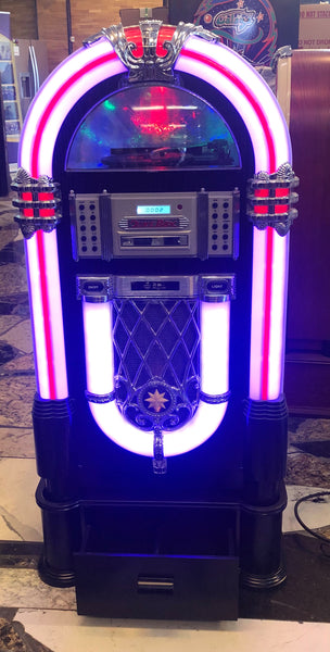 Iplay Juke Box Model B, non-coin op, great for homes and
